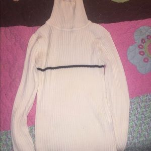 fluid turtle neck